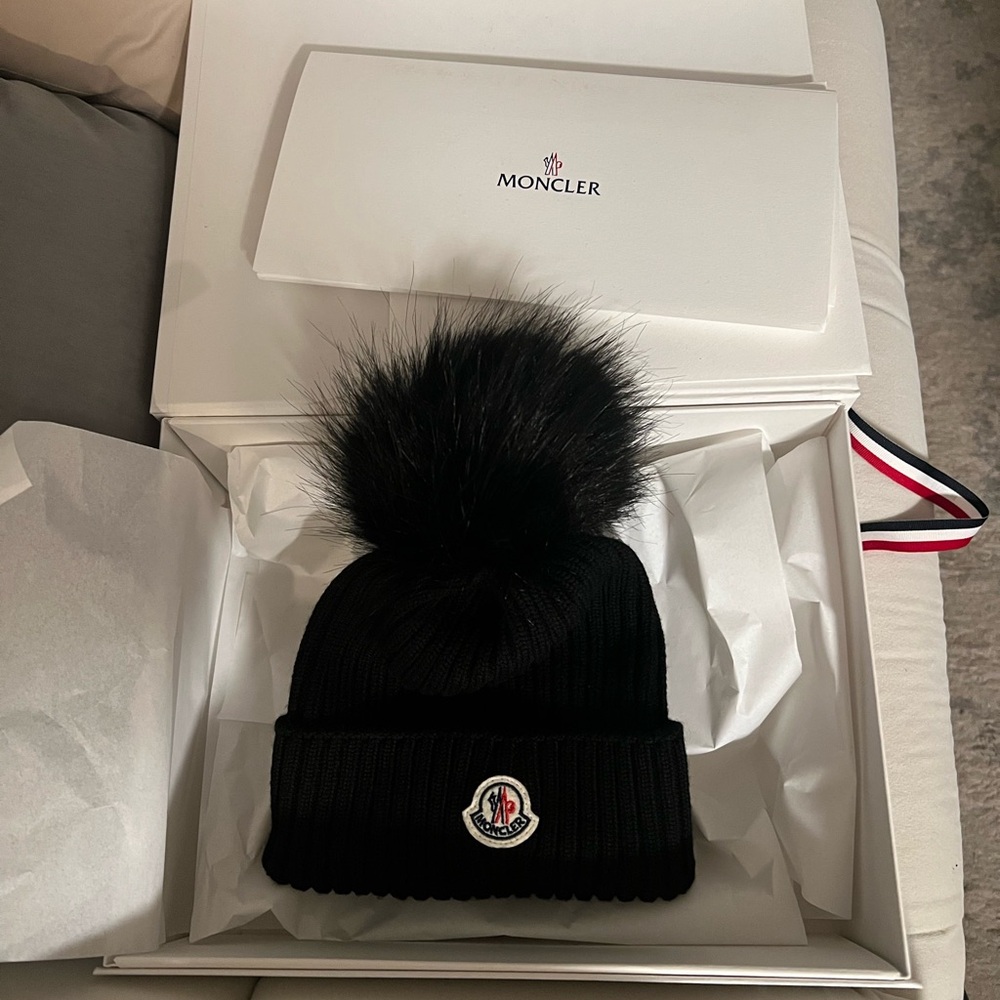 Moncler beanie